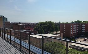 520 Neil Luxury 2 Bedroom